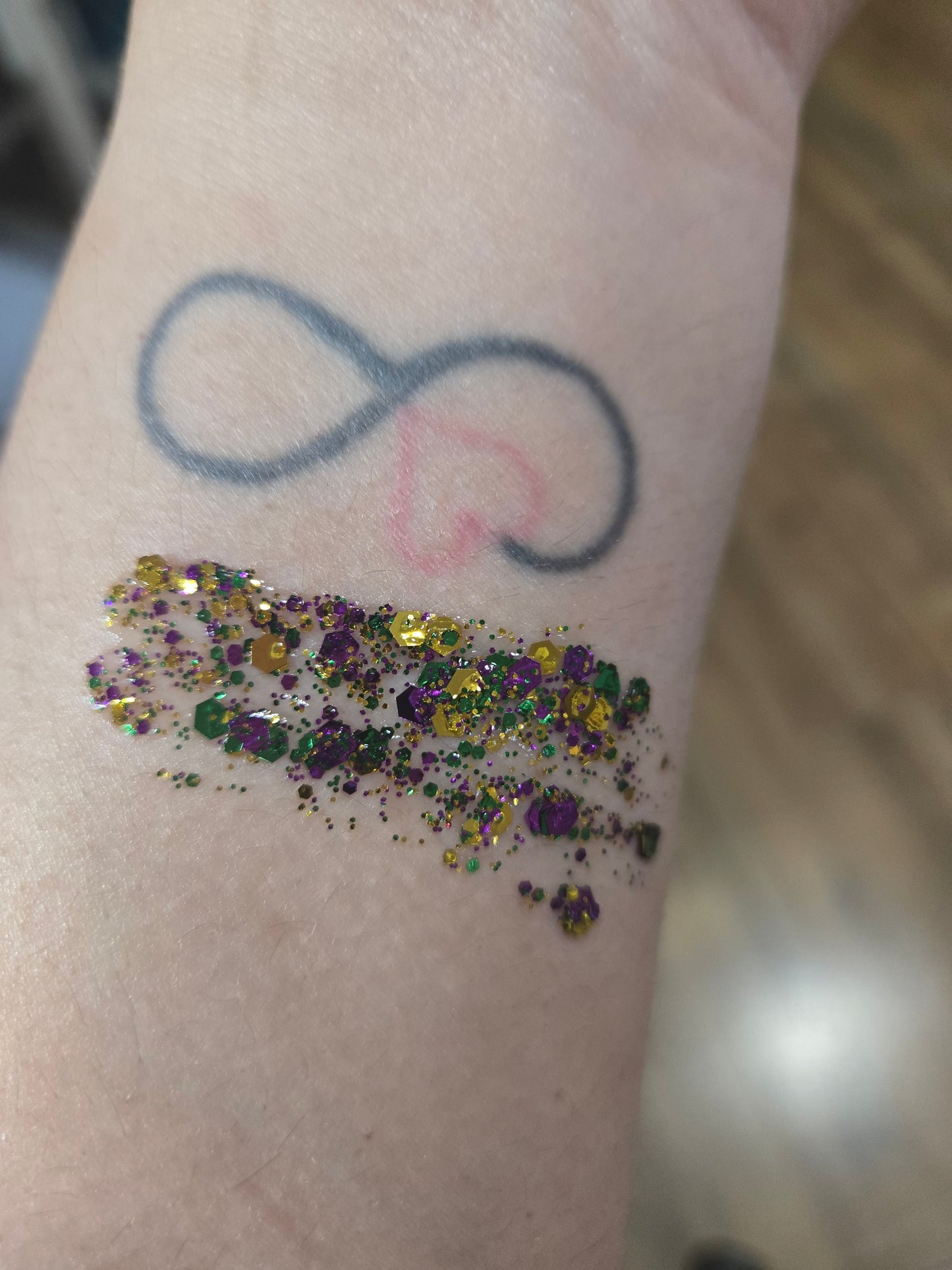 Mardi Gras Face Glitter